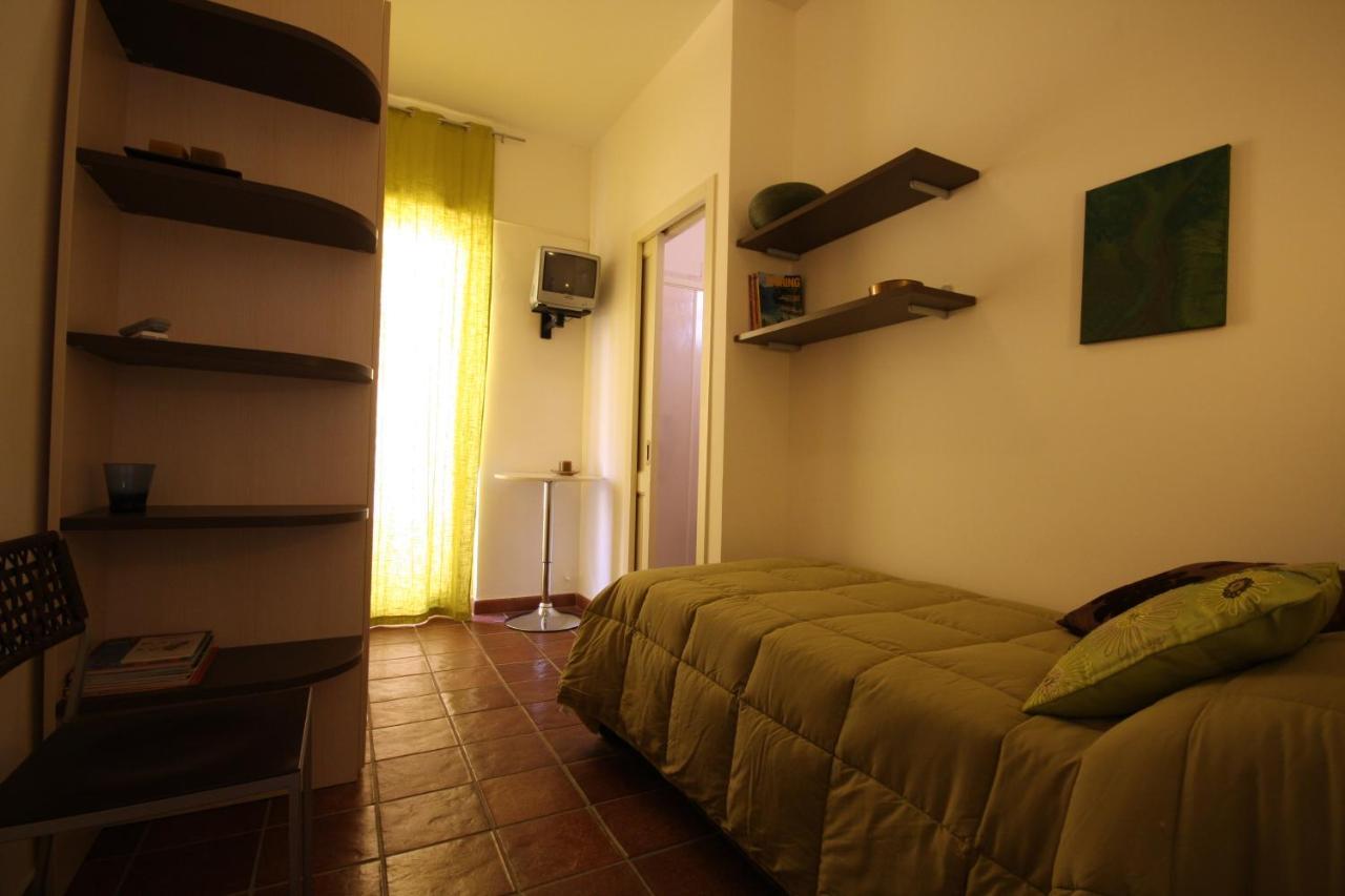 Porta Del Vento Bed & Breakfast Giardini Naxos Luaran gambar