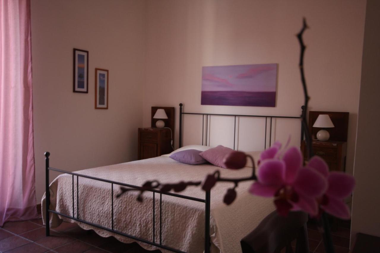 Porta Del Vento Bed & Breakfast Giardini Naxos Luaran gambar