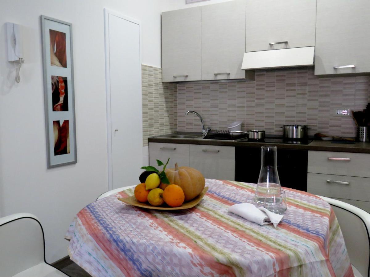 Porta Del Vento Bed & Breakfast Giardini Naxos Luaran gambar